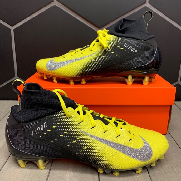 yellow nike vapor football cleats